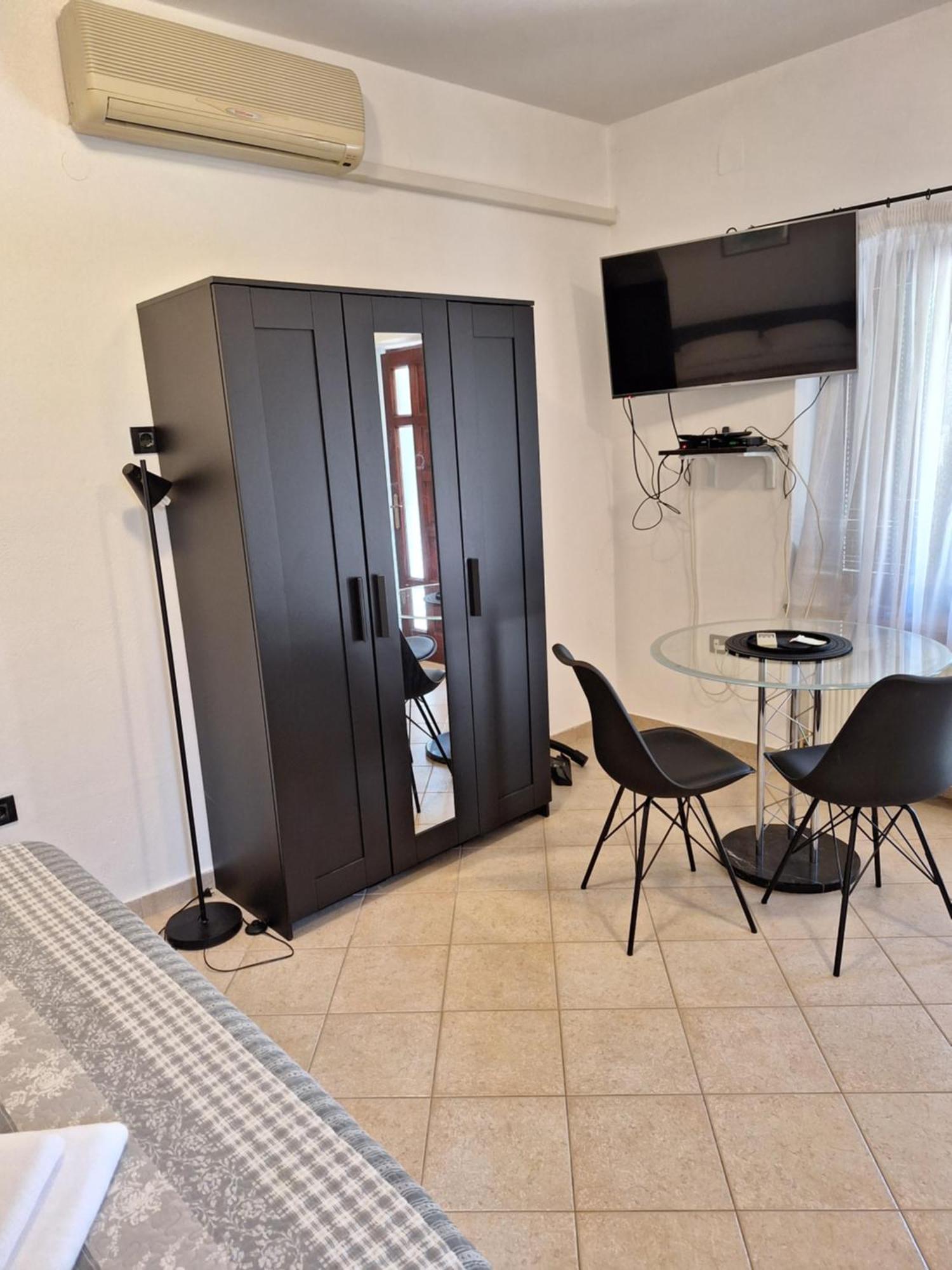 Apartments Reinic Новиград Экстерьер фото